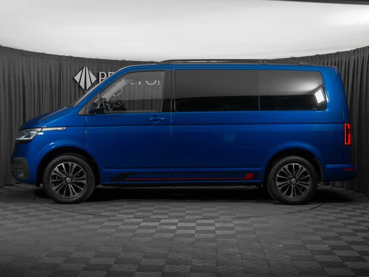 Volkswagen Caravelle