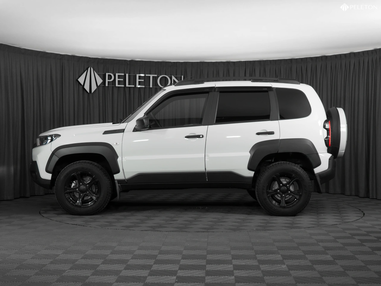 Lada (ВАЗ) Niva Travel