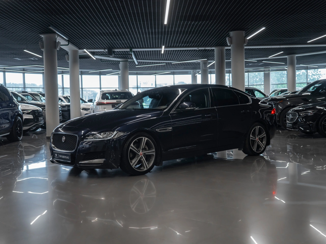 Jaguar XF