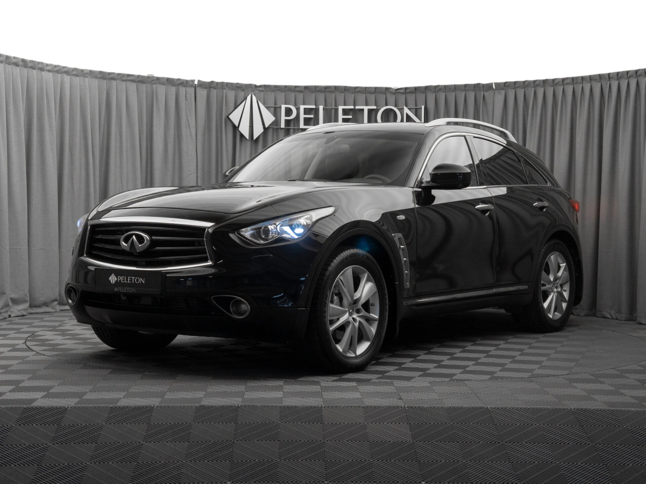 Infiniti FX