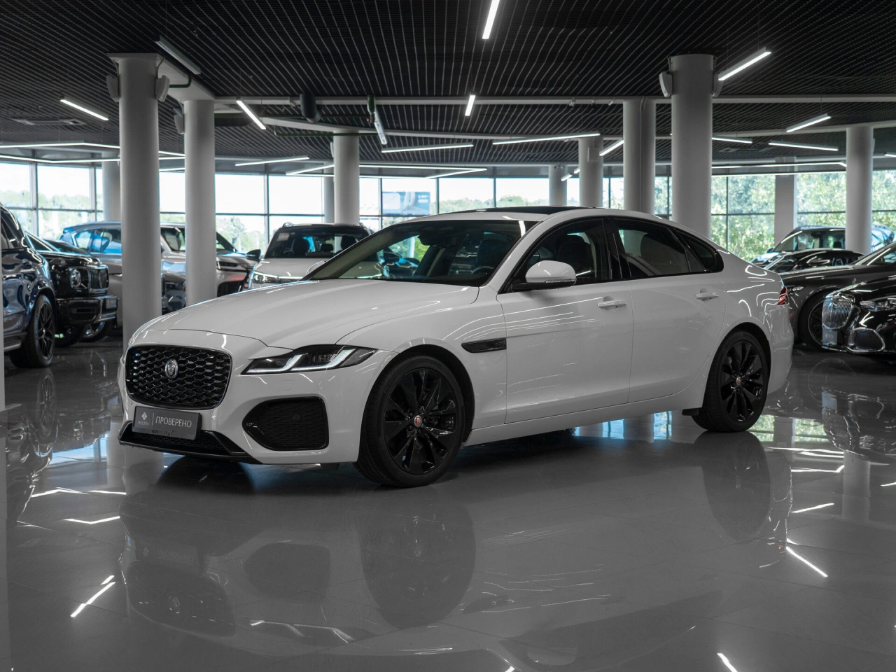 Jaguar XF