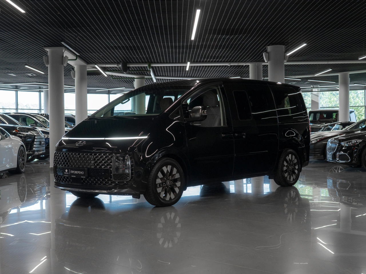 Hyundai Staria